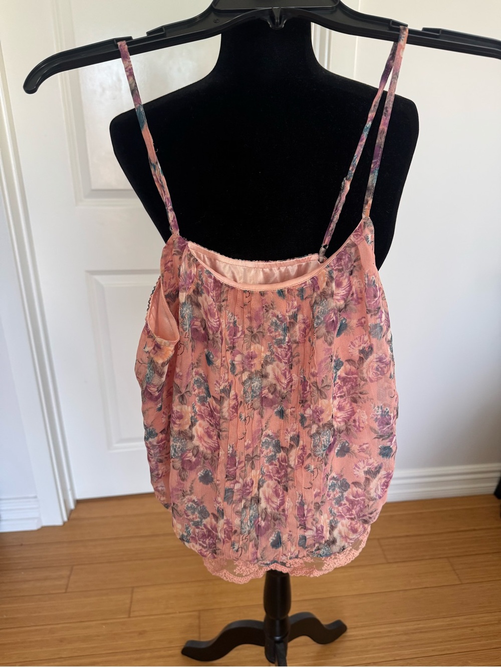 💐 Floral Pink Spaghetti-Strap Women's Top